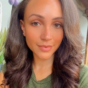 Meet your Posher, Kat
